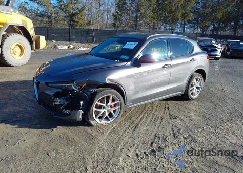 2018 Alfa Romeo Stelvio Ti Sport Awd z USA, uszkodzony, nr VIN ZASFAKNN5J7C18085